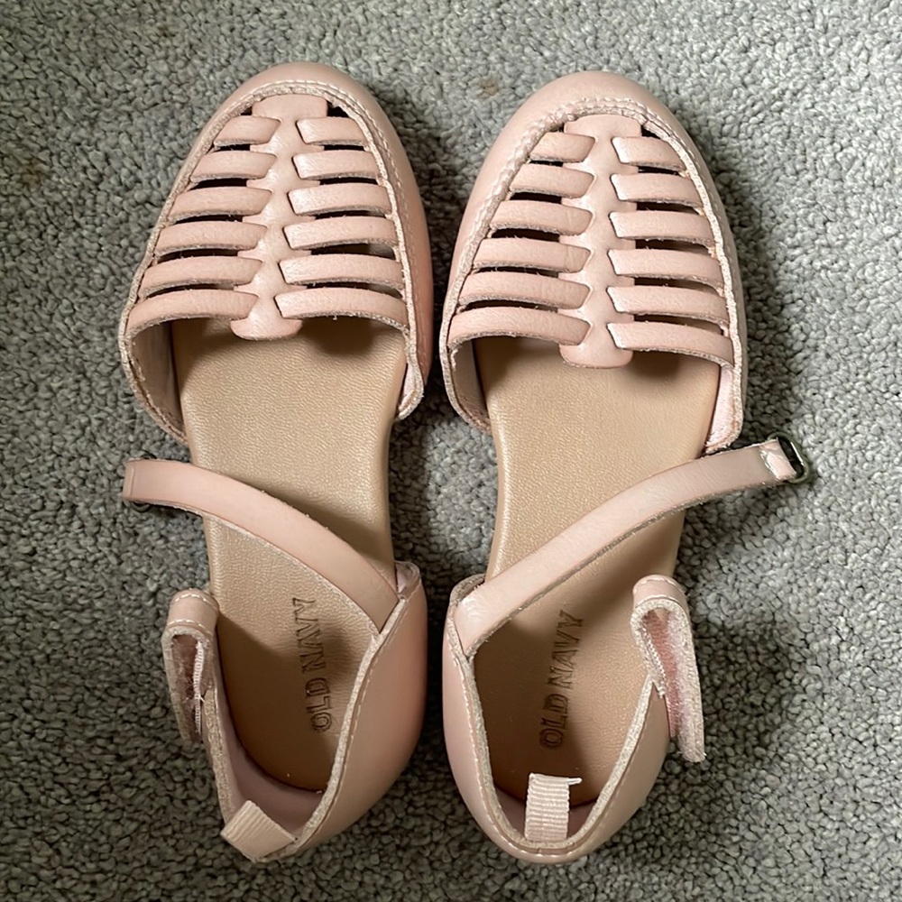 Girls pink/blush sandals